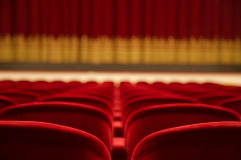categoria teatro spettacolo 32 768x512
