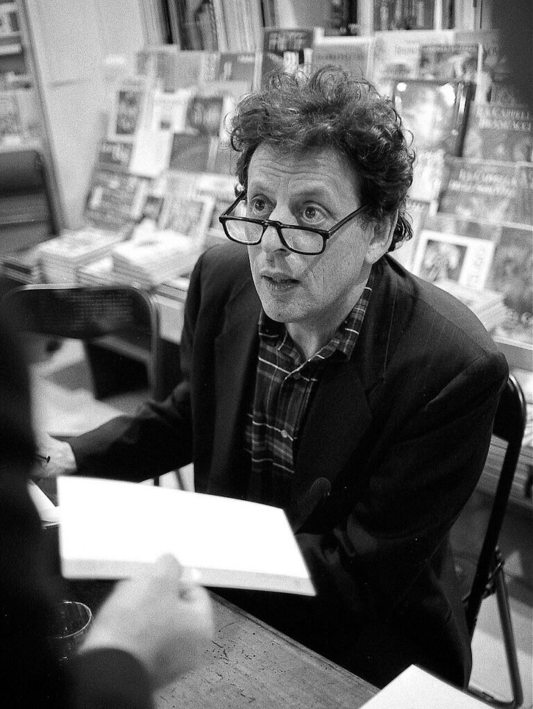 romazio event 288 philip glass 1 768x1021