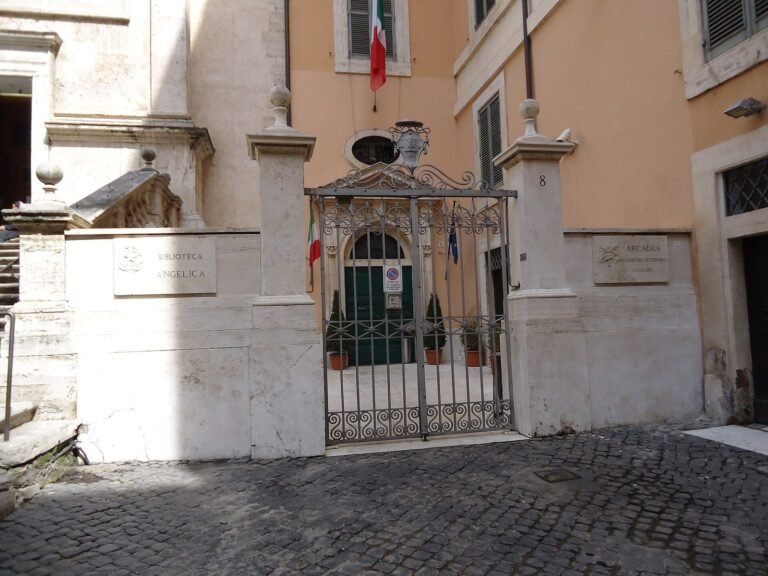 biblioteca angelica esterno 2 768x576